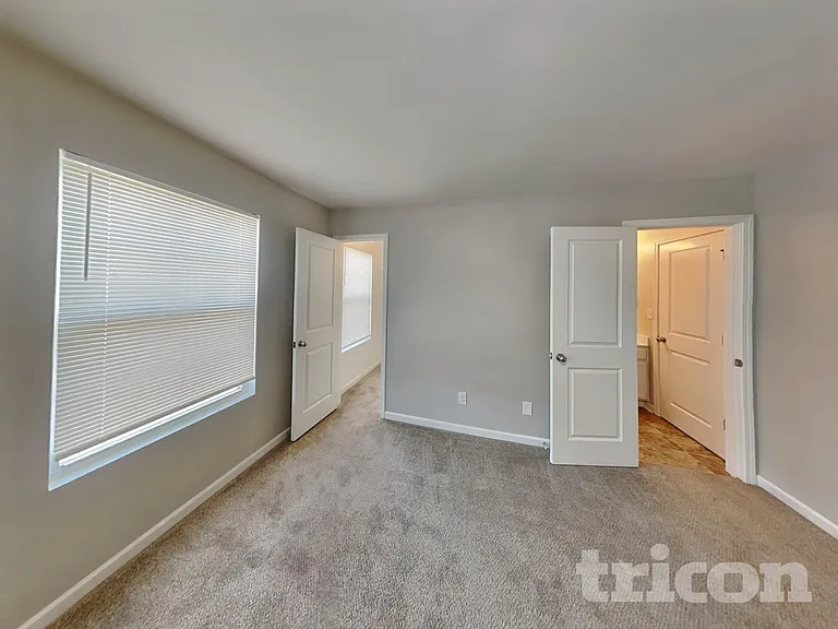 1424 Henry David Ct — Photo 12