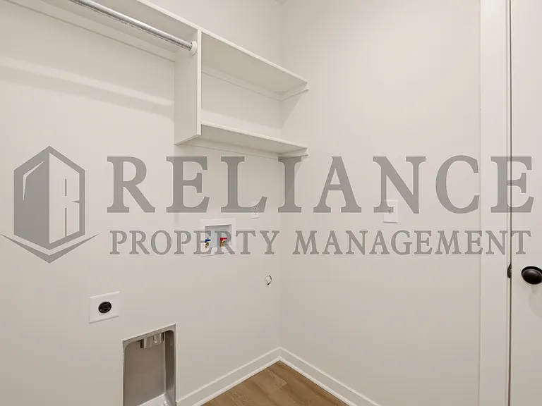 204 N Gowen St — Photo 18