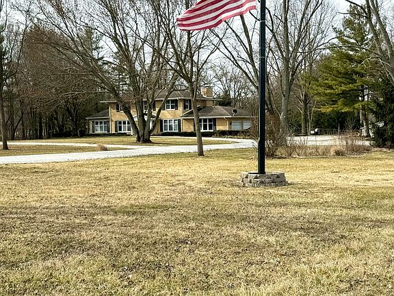 2nd image of 575 S Old Us Highway 63