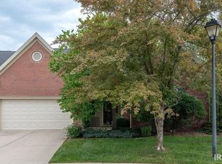 1032 S Fieldcrest Ct, Bloomington, IN 47401