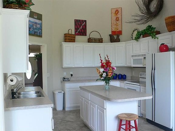 4th image of 33 Aberfield Ln