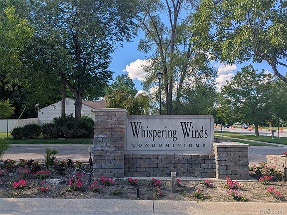 3rd image of 9327 Eastwind Dr