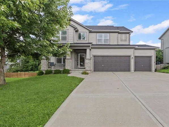 23313 W 52nd Ter, Shawnee, KS 66226