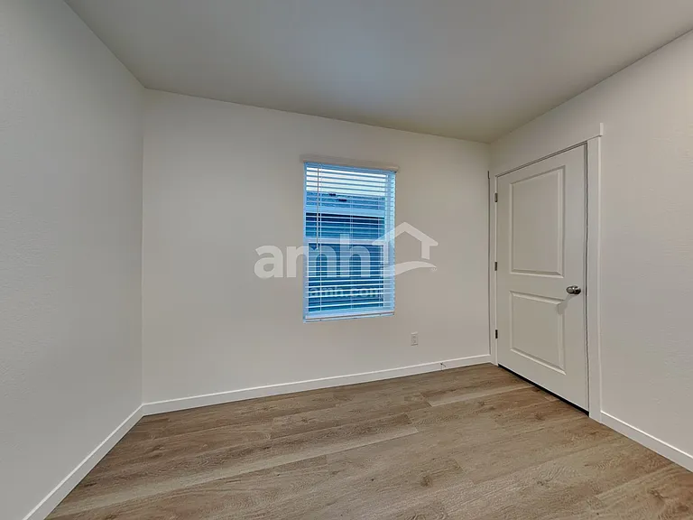 330 N Addison Way — Photo 16