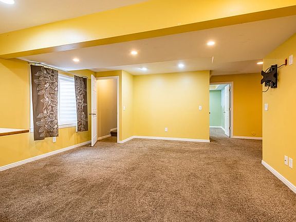 3rd image of 6568 W Oak Bridge Dr