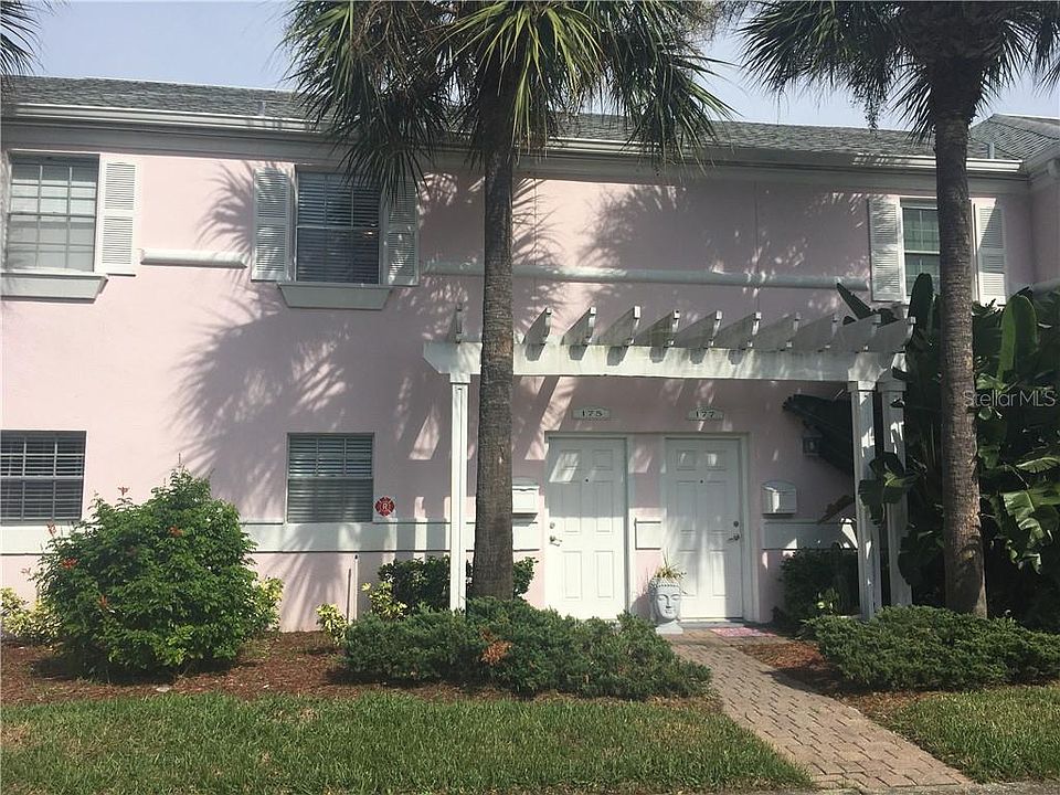 1st image of 175 Pompano Dr SE