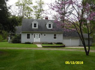 41 Minges Rd W, Battle Creek, MI 49015