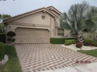 11126 Clover Leaf Cir, Boca Raton, FL 33428