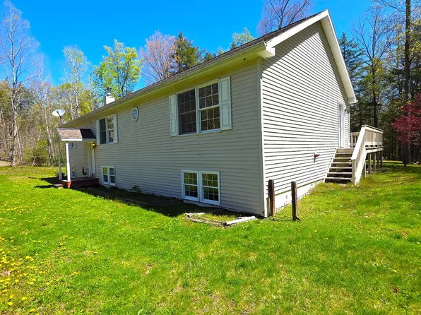 19 Lena Ln, Cairo, NY 12413