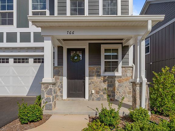 2nd image of 766 Arboleda Dr
