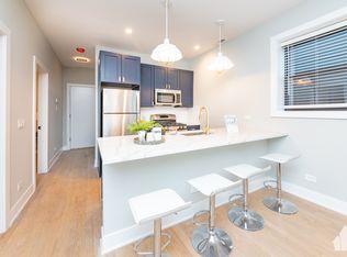 2026 W Montrose Ave, Chicago, IL 60625