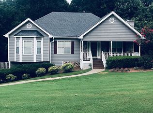 6209 Wood Spring Ct, Flowery Branch, GA 30542