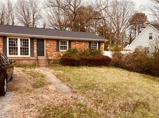8404 Holly Hill Rd, Henrico, VA 23229