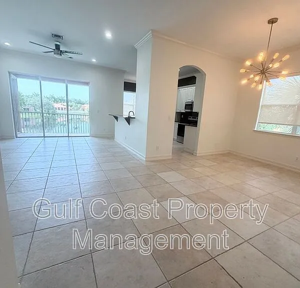 7060 San Lorenzo Ct #202 — Photo 5