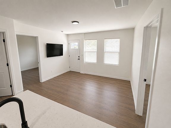 5th image of 22013 Springbrook Ave #2