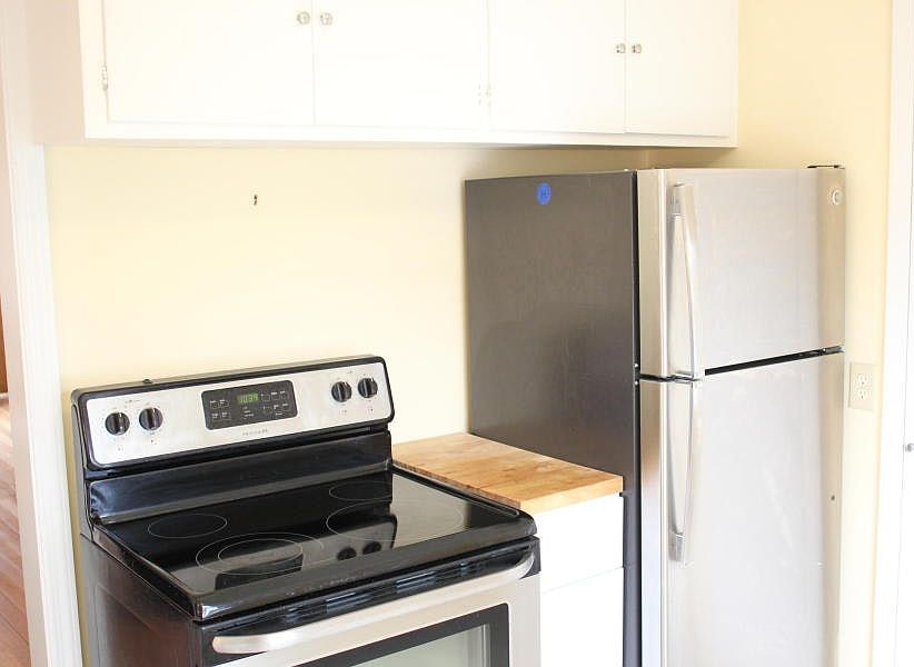 1st image of 3715 N Oakland Ave APT 4