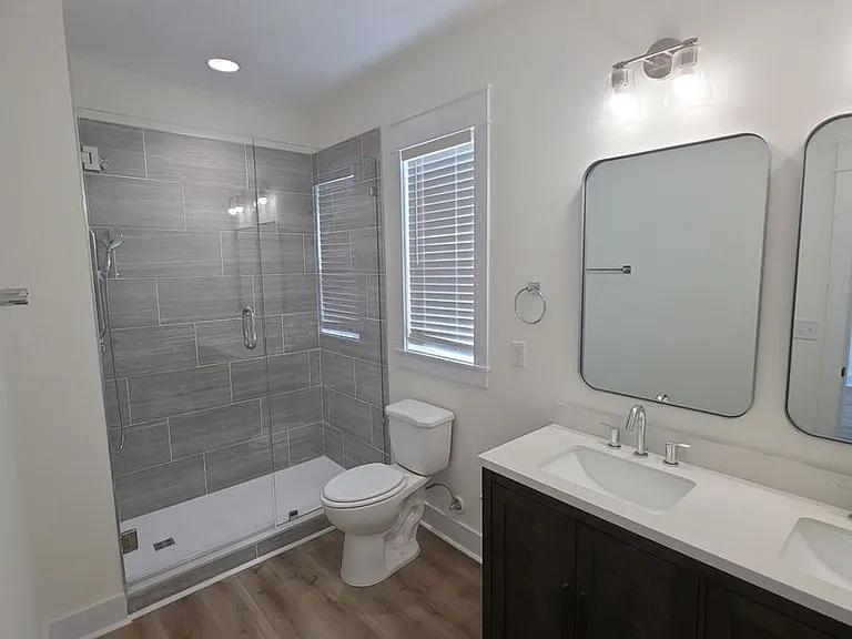 1334 Belfair St — Photo 9