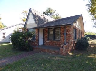 622 W 5th St, Elk City, OK 73644