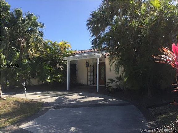 2nd image of 47 W Di Lido Dr