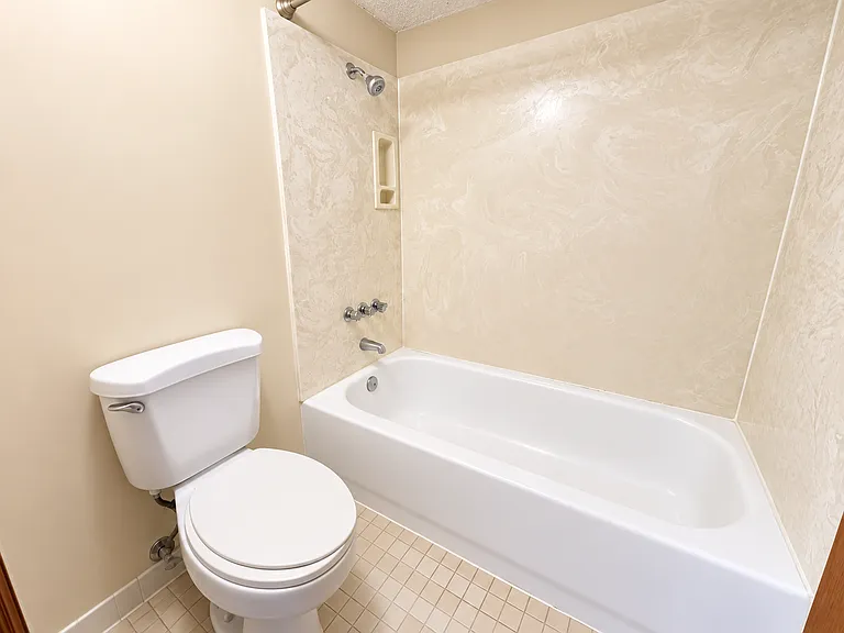 429 Harper Ave #5 — Photo 11