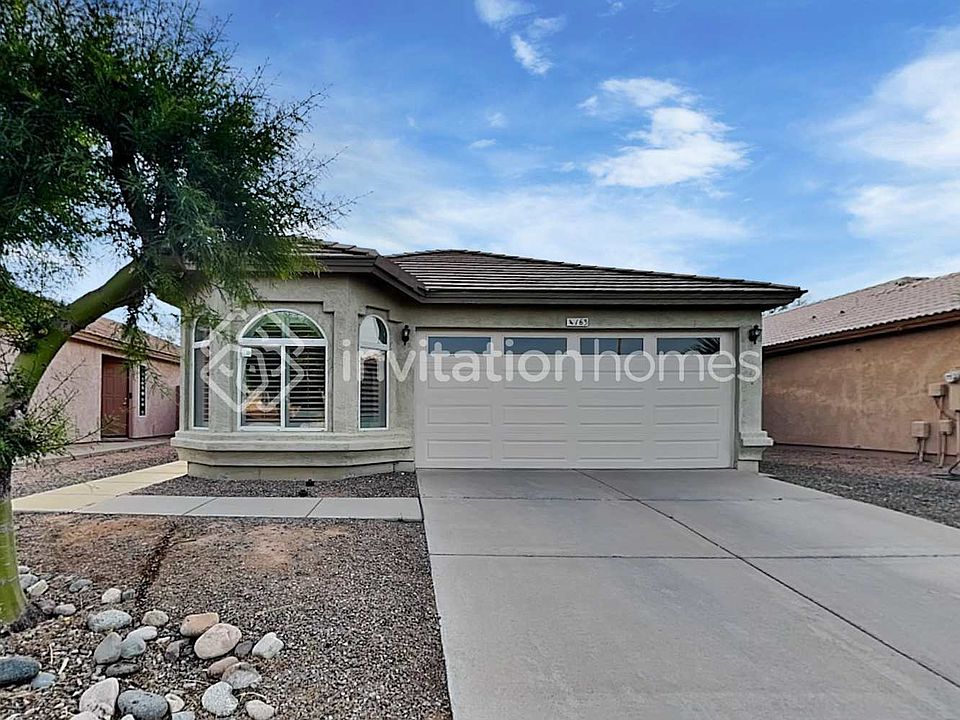 1st image of 163 N Saffron Cir