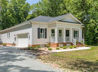 9035 Stumpy Rd, Ashland, VA 23005