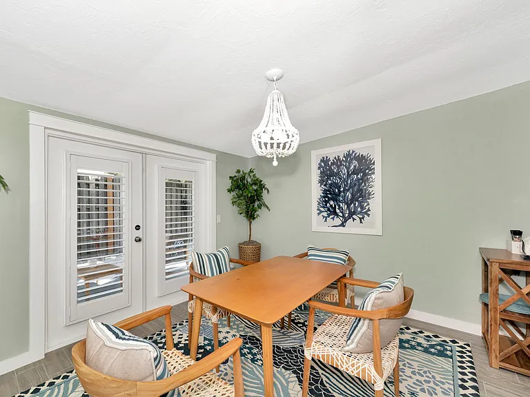 1807 Ivanhoe St #1807 — Photo 8