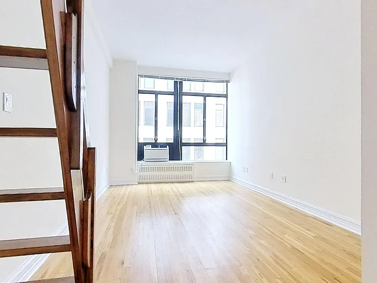 1 Astor Pl #11G — Photo 2