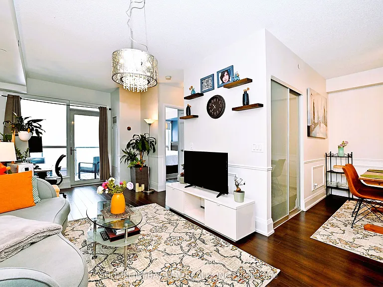 120 Harrison Garden Blvd #735 — Photo 23