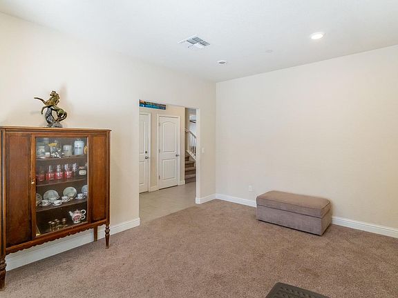 4th image of 3740 Jardin Way