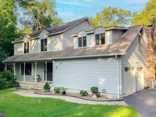 44638 Rolling Oak Ln, California, MD 20619