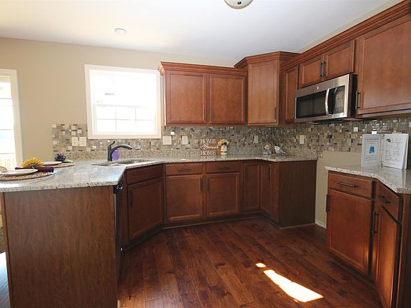 3rd image of 177 Ringgold Ests Lot 177