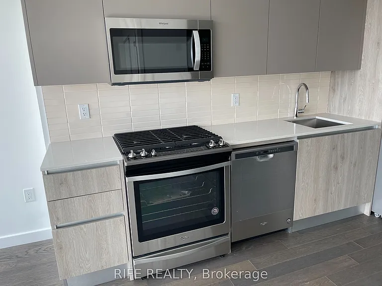 2 A Church St #1801 — Photo 3