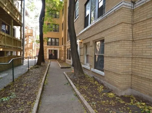 837 W Cornelia Ave, Chicago, IL