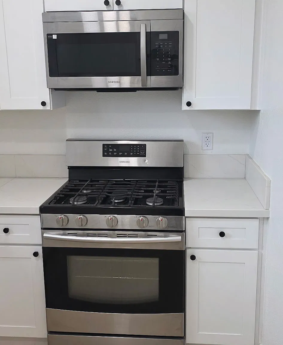1 bed, 700 sqft, $2,250 — Photo 2