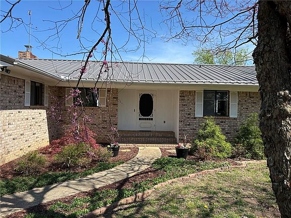 3rd image of 7239 Orchard Point