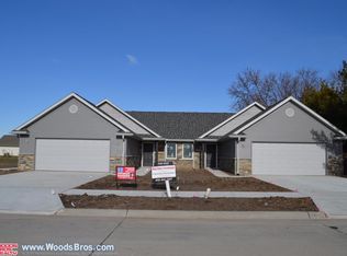 3820 Frederick St, Lincoln, NE 68504
