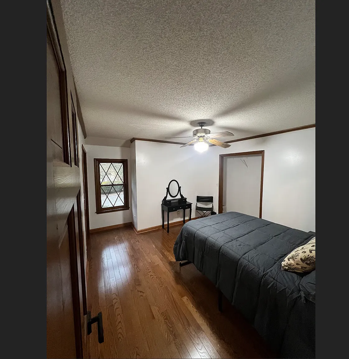 Lake Lucerne Way SW, Lilburn — Photo 1