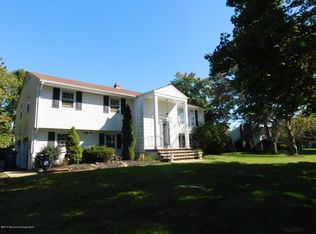 52 Glenbrook Rd, Freehold, NJ 07728