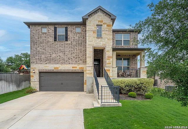5 bed, 3.5 bath, 3640 sqft, $4,500 — Photo 4