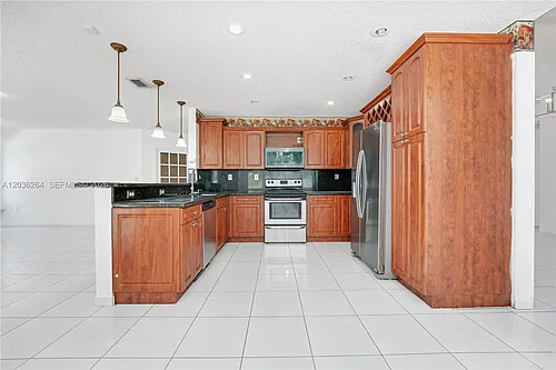 15241 SW 150th St Photo 1