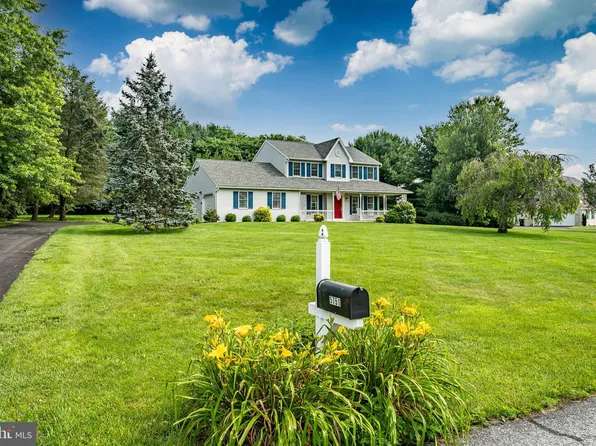 5751 Kingsfield Dr, Narvon, PA 17555