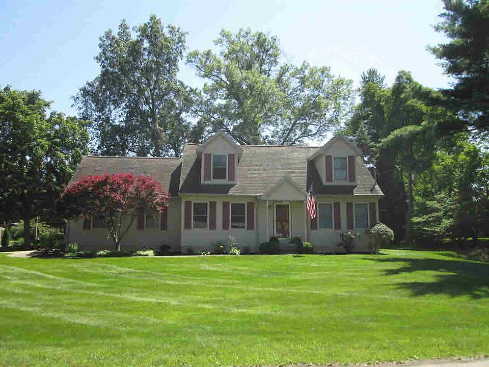 1st image of 2669 Hasen Dr