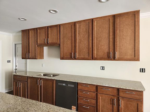 4th image of 1515 Bay Tree Rd