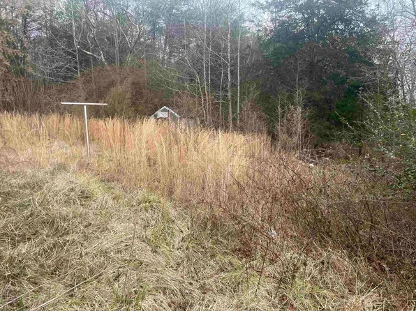 207 Seminole Trl, Gaffney, SC 29330