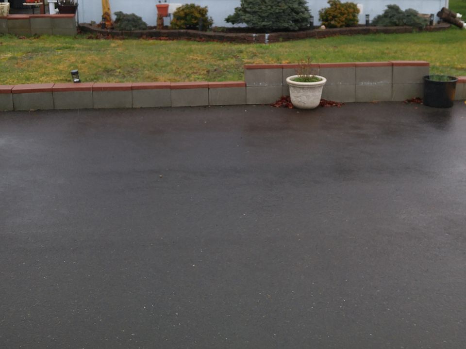 2nd image of 14 Meander Way