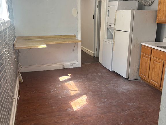 2nd image of 2810 Snyder Ave Floor 1
