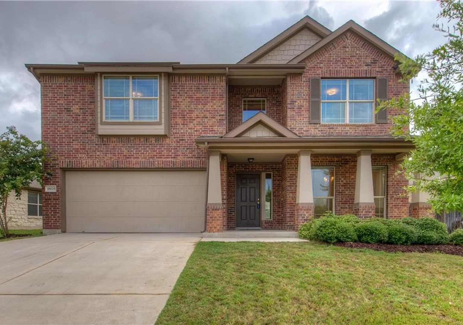 Falcon Pointe Beauty - $2595 — Photo 1