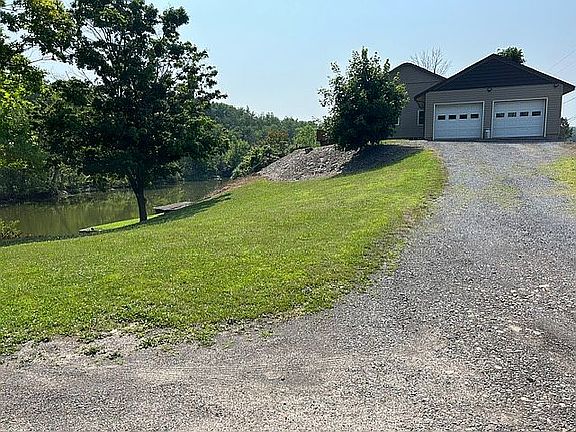 2nd image of 6904 Guyder Rd