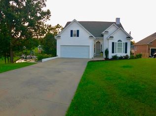 322 Driftwood Dr, Greenwood, SC 29649